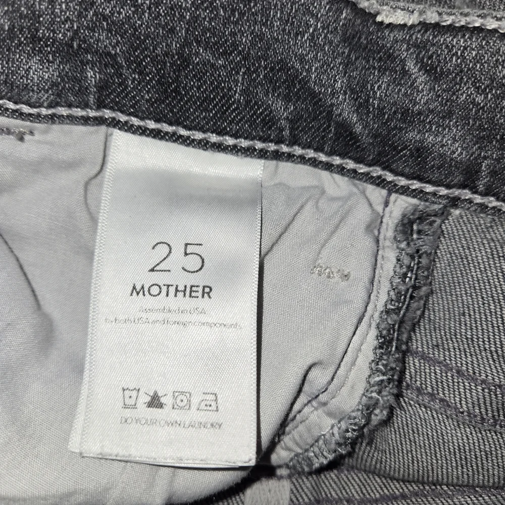 Mother The Hustler Crop Step Chew Jean Size 25 - Picture 8 of 10